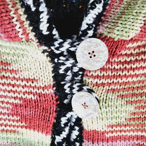 Reversible thick knit hoodie cropped 2-button sweater - Picture 3 of 6